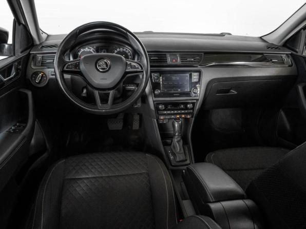 Skoda Rapid I с пробегом 2017 года, цена 1 290 000 рублей, 158936 км, лифтбек, Автокод Объявления