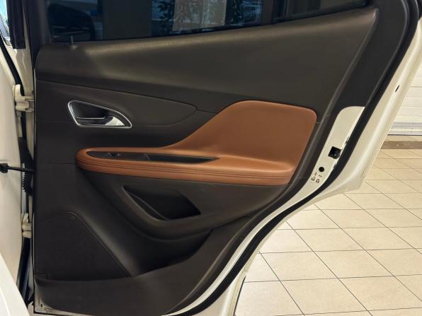 Opel Mokka I с пробегом 2014 года, цена 1 030 000 рублей, 140000 км, внедорожник, Автокод Объявления