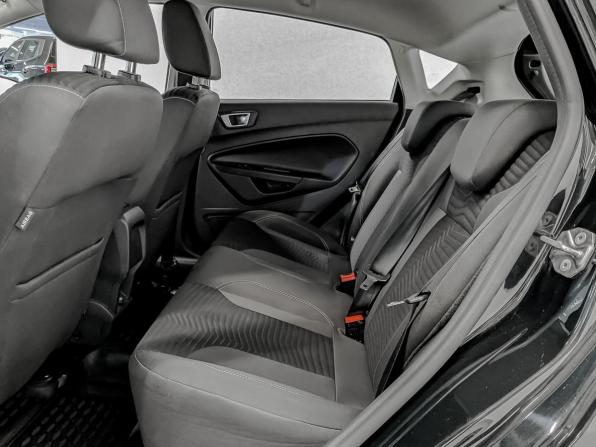 Ford Fiesta Mk6 Рестайлинг с пробегом 2016 года, цена 850 000 рублей, 134538 км, хэтчбек, Автокод Объявления