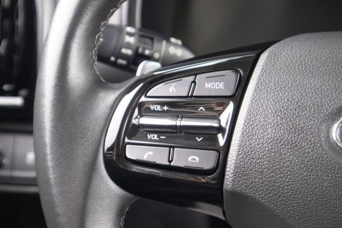 Hyundai ix35 II Рестайлинг с пробегом 2021 года, цена 2 399 000 рублей, 38200 км, внедорожник, Автокод Объявления