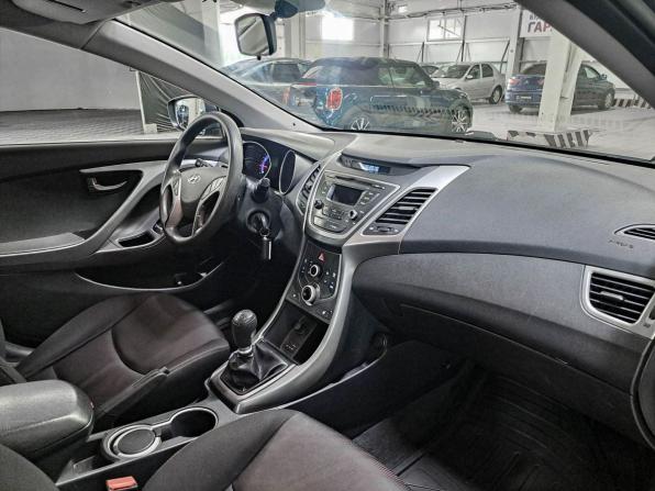 Hyundai Elantra V (MD) Рестайлинг с пробегом 2015 года, цена 1 115 000 рублей, 164748 км, седан, Автокод Объявления