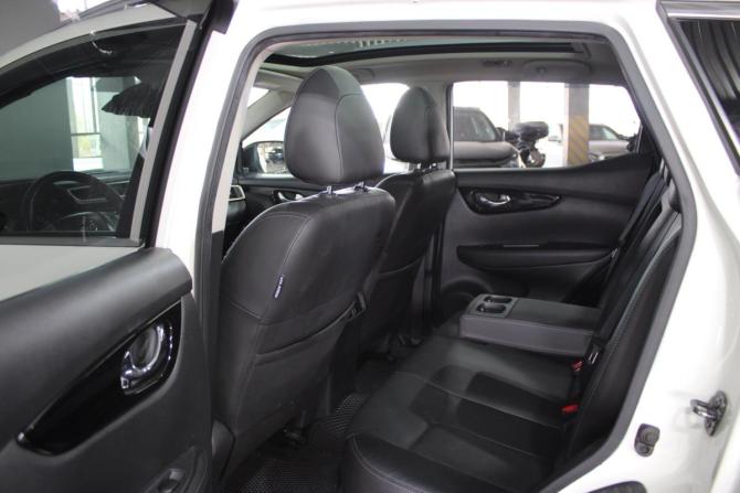 Nissan Qashqai II с пробегом 2018 года, цена 1 999 000 рублей, 97167 км, внедорожник, Автокод Объявления