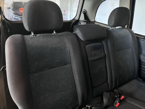 Opel Zafira A с пробегом 2000 года, цена 200 000 рублей, 301186 км, компактвэн, Автокод Объявления