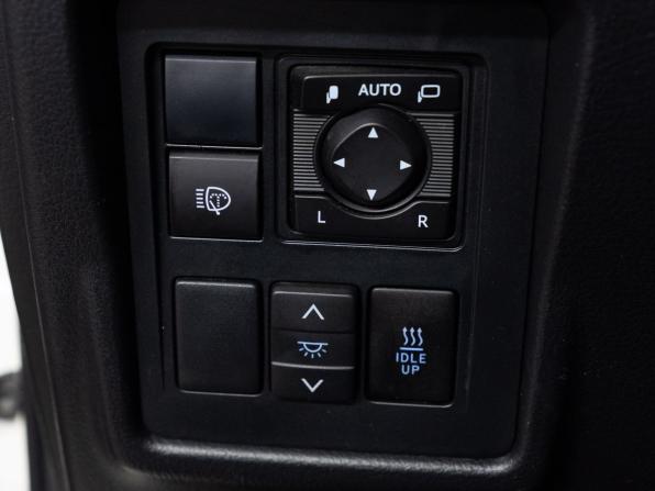 Toyota Land Cruiser Prado 150 Series Рестайлинг 2 с пробегом 2018 года, цена 5 990 000 рублей, 114327 км, внедорожник, Автокод Объявления
