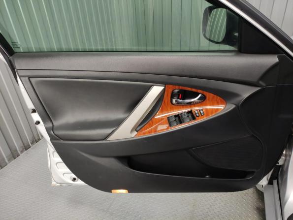 Toyota Camry VI (XV40) с пробегом 2008 года, цена 950 000 рублей, 330000 км, седан, Автокод Объявления