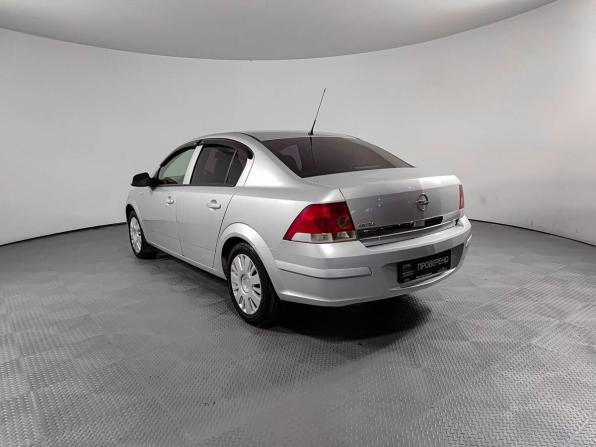 Opel Astra H Рестайлинг с пробегом 2011 года, цена 370 000 рублей, 280273 км, седан, Автокод Объявления