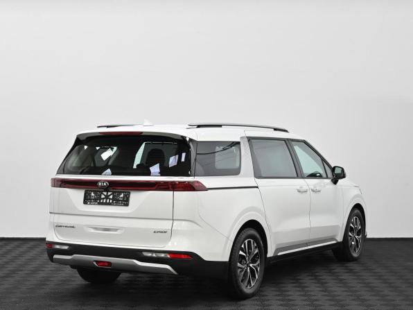 Kia Carnival IV с пробегом 2021 года, цена 3 049 000 рублей, 131000 км, минивэн, Автокод Объявления