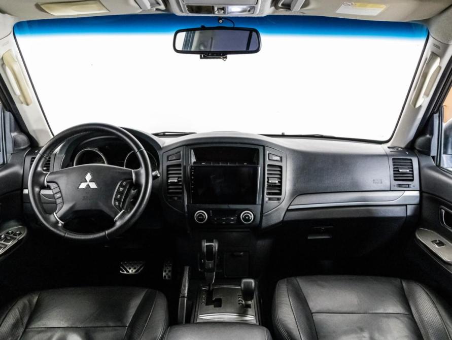 Mitsubishi Pajero IV Рестайлинг 1 Санкт-Петербург  - изображение 10