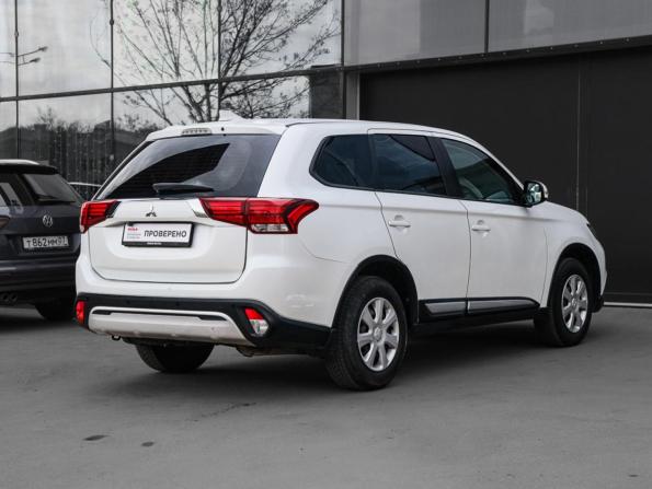 Mitsubishi Outlander III Рестайлинг 3 с пробегом 2019 года, цена 2 150 000 рублей, 77082 км, внедорожник, Автокод Объявления