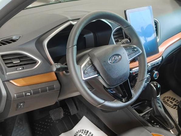 Lada (ВАЗ) Vesta I Рестайлинг (NG) с пробегом 2024 года, цена 1 481 800 рублей, 3686 км, универсал, Автокод Объявления