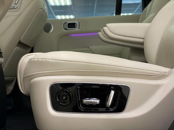 Li Auto (Lixiang) L9 I с пробегом 2023 года, цена 6 500 000 рублей, 35000 км, внедорожник, Автокод Объявления