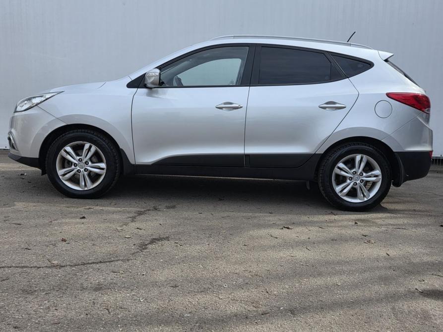 Hyundai ix35 I Москва  - изображение 8