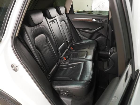 Audi Q5 I (8R) с пробегом 2010 года, цена 1 499 000 рублей, 236361 км, внедорожник, Автокод Объявления