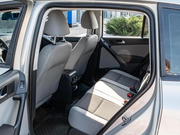 Volkswagen Tiguan I с пробегом 2011 года, цена 1 095 000 рублей, 180284 км, внедорожник, Автокод Объявления