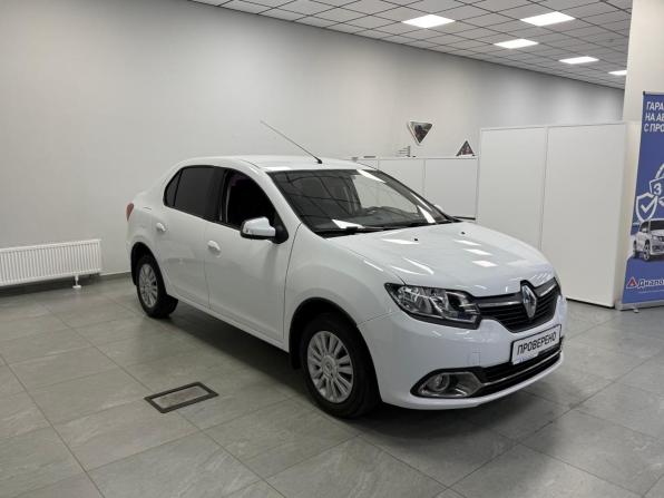 Renault Logan II с пробегом 2018 года, цена 890 000 рублей, 82000 км, седан, Автокод Объявления