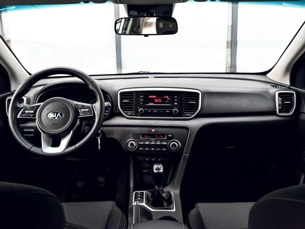 Kia Sportage IV Рестайлинг с пробегом 2019 года, цена 2 199 000 рублей, 57517 км, внедорожник, Автокод Объявления