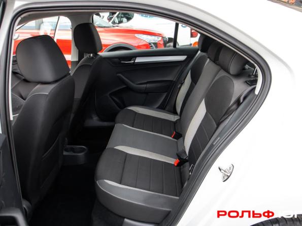 Skoda Rapid I Рестайлинг с пробегом 2018 года, цена 993 000 рублей, 179796 км, лифтбек, Автокод Объявления