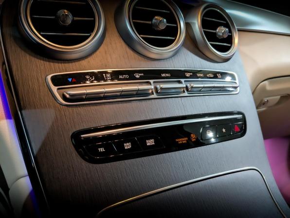 Mercedes-Benz GLC I (X253) Рестайлинг с пробегом 2021 года, цена 4 990 000 рублей, 74010 км, внедорожник, Автокод Объявления