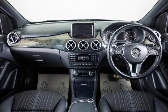 Mercedes-Benz B-Класс II (W246) с пробегом 2012 года, цена 1 189 000 рублей, 102000 км, хэтчбек, Автокод Объявления