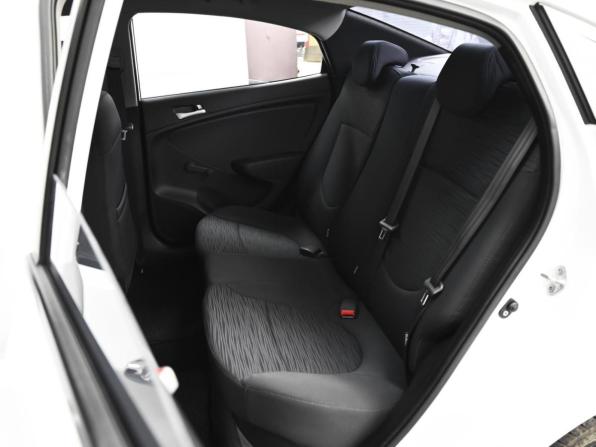 Hyundai Solaris I с пробегом 2014 года, цена 873 000 рублей, 100666 км, седан, Автокод Объявления