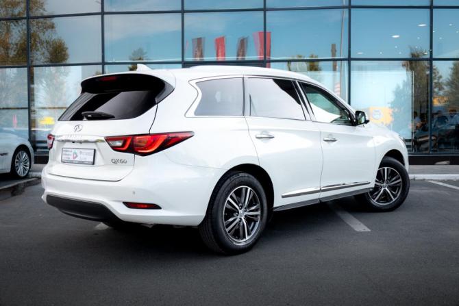 Infiniti QX60 I Рестайлинг с пробегом 2018 года, цена 2 249 000 рублей, 136000 км, внедорожник, Автокод Объявления