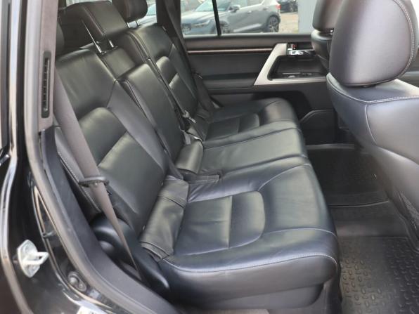 Toyota Land Cruiser 200 Series Рестайлинг 1 с пробегом 2015 года, цена 3 390 000 рублей, 171177 км, внедорожник, Автокод Объявления