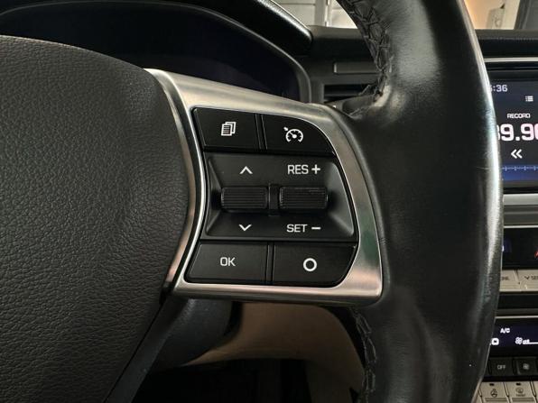 Hyundai Sonata VII (LF) Рестайлинг с пробегом 2018 года, цена 1 547 000 рублей, 213874 км, седан, Автокод Объявления