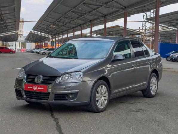Volkswagen Jetta V с пробегом 2010 года, цена 449 900 рублей, 328000 км, седан, Автокод Объявления