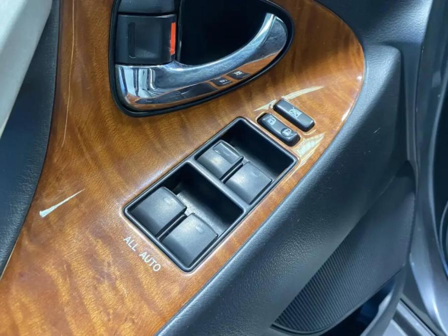 Toyota Camry VI (XV40) Рестайлинг Челябинск  - изображение 10