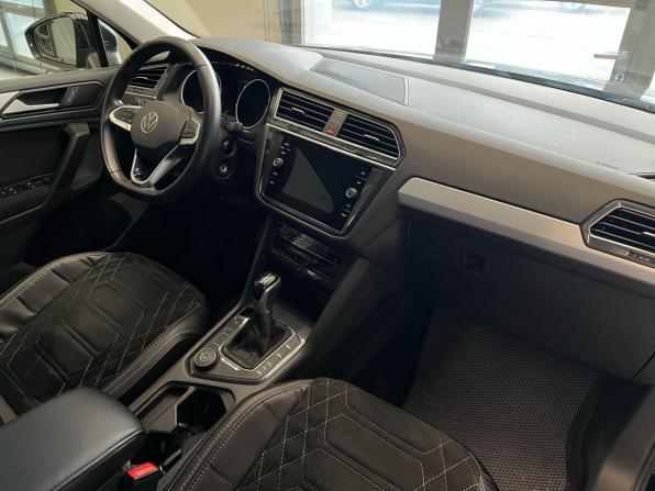 Volkswagen Tiguan II Рестайлинг с пробегом 2021 года, цена 3 150 000 рублей, 62900 км, внедорожник, Автокод Объявления