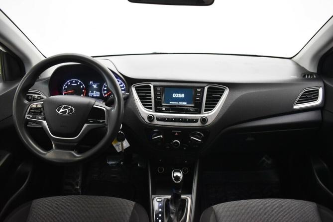 Hyundai Solaris II Рестайлинг с пробегом 2020 года, цена 885 000 рублей, 352417 км, седан, Автокод Объявления