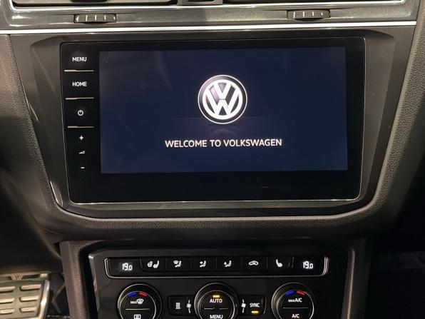 Volkswagen Tiguan II с пробегом 2018 года, цена 2 899 000 рублей, 88603 км, внедорожник, Автокод Объявления
