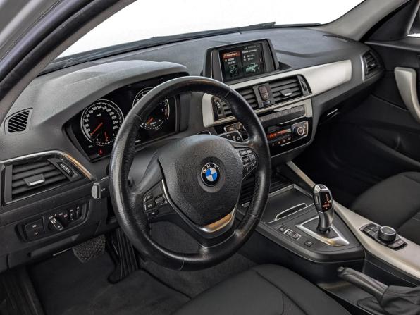 BMW 1 серии II (F20/F21) Рестайлинг 2 с пробегом 2018 года, цена 1 595 000 рублей, 104046 км, хэтчбек, Автокод Объявления