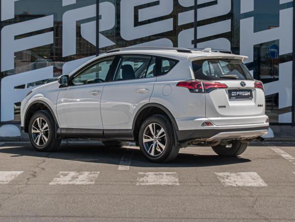 Toyota RAV4 IV (XA40) Рестайлинг с пробегом 2019 года, цена 2 399 000 рублей, 162675 км, внедорожник, Автокод Объявления