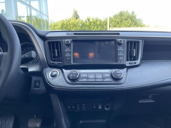 Toyota RAV4 IV (XA40) Рестайлинг с пробегом 2017 года, цена 2 279 500 рублей, 148453 км, внедорожник, Автокод Объявления
