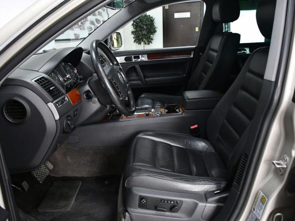 Volkswagen Touareg I с пробегом 2005 года, цена 880 000 рублей, 213748 км, внедорожник, Автокод Объявления