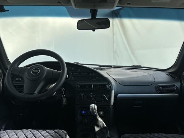 Chevrolet Niva I Рестайлинг с пробегом 2013 года, цена 620 000 рублей, 141619 км, внедорожник, Автокод Объявления