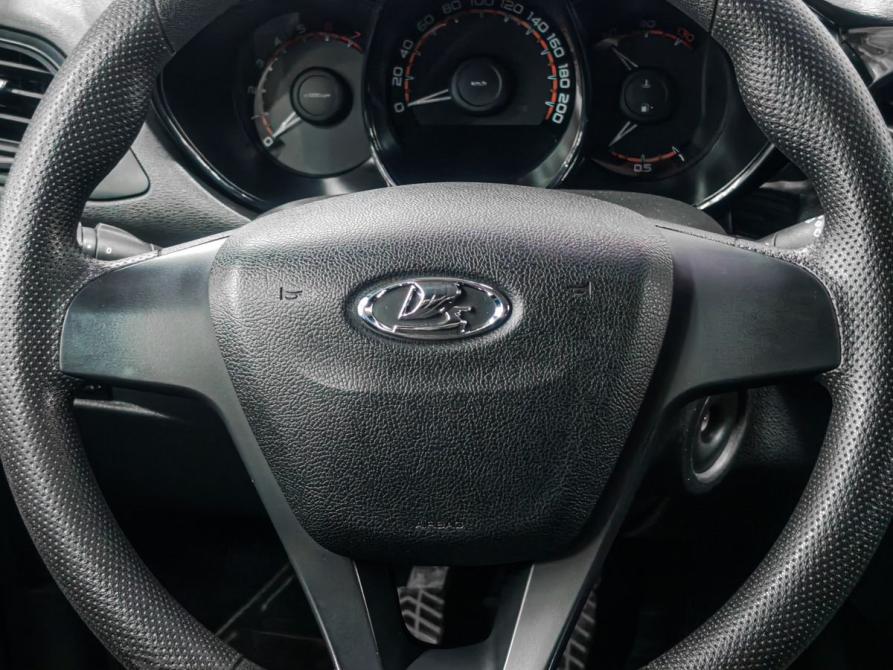 Lada (ВАЗ) Vesta I Ростов-на-Дону  - изображение 18
