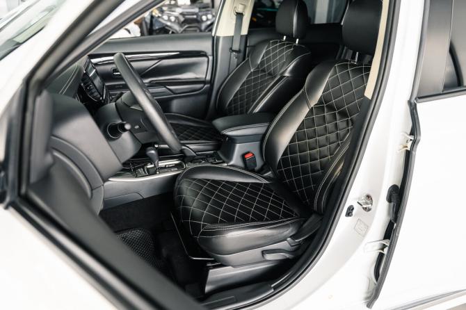 Mitsubishi Outlander III Рестайлинг 3 с пробегом 2022 года, цена 2 650 000 рублей, 19400 км, внедорожник, Автокод Объявления