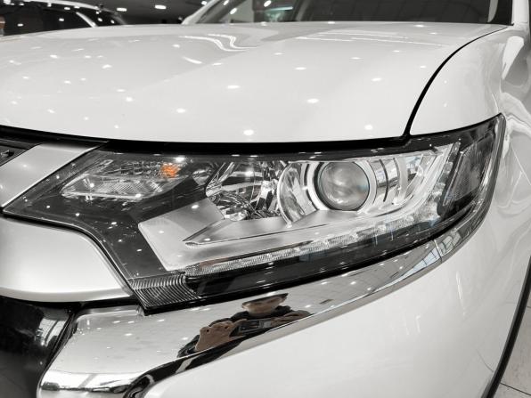 Mitsubishi Outlander III Рестайлинг 3 с пробегом 2020 года, цена 1 995 000 рублей, 118635 км, внедорожник, Автокод Объявления