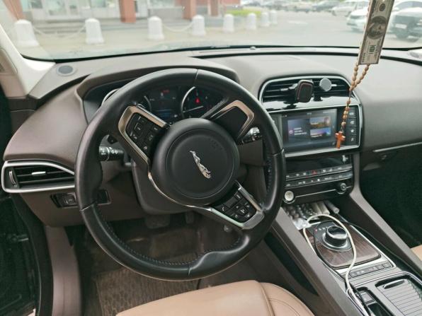 Jaguar F-Pace I с пробегом 2018 года, цена 3 149 000 рублей, 114642 км, внедорожник, Автокод Объявления