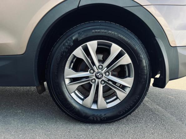 Hyundai Santa Fe III с пробегом 2013 года, цена 1 550 000 рублей, 193000 км, внедорожник, Автокод Объявления