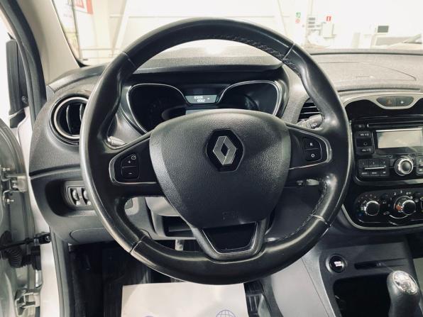 Renault Kaptur I с пробегом 2017 года, цена 1 550 000 рублей, 83000 км, внедорожник, Автокод Объявления