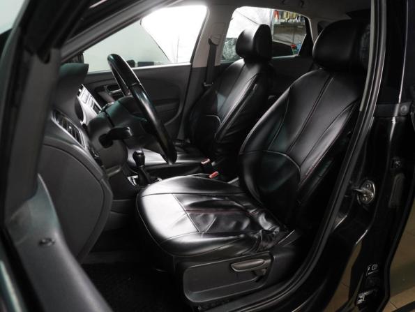 Volkswagen Polo V с пробегом 2012 года, цена 600 000 рублей, 237853 км, седан, Автокод Объявления