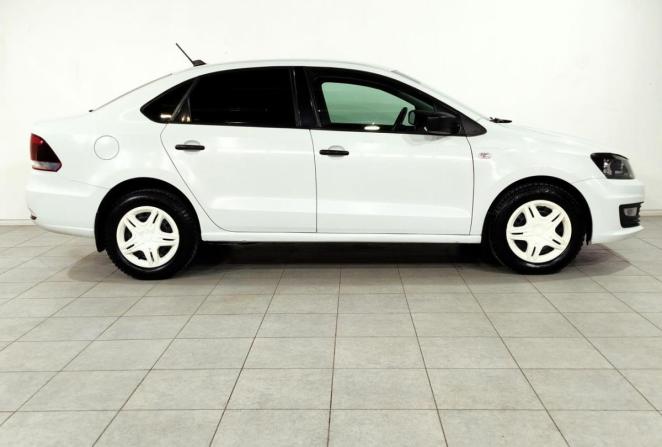 Volkswagen Polo V Рестайлинг с пробегом 2020 года, цена 1 005 000 рублей, 191440 км, седан, Автокод Объявления