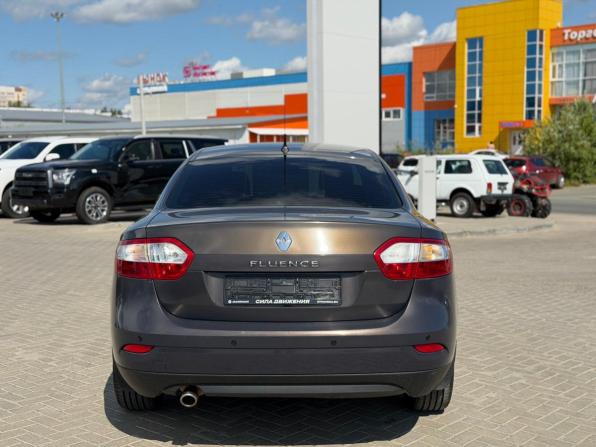 Renault Fluence I Рестайлинг с пробегом 2013 года, цена 750 000 рублей, 209235 км, седан, Автокод Объявления