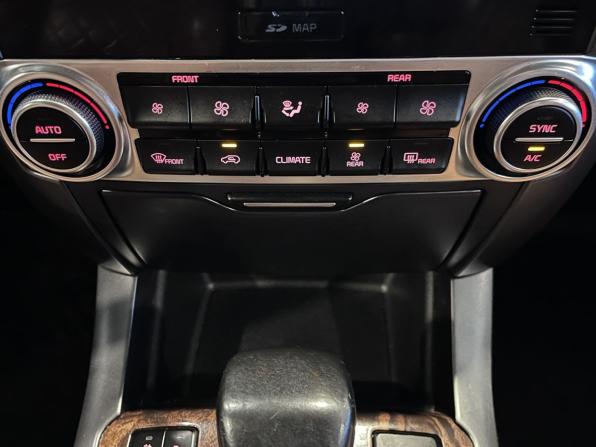 Kia Mohave I Рестайлинг с пробегом 2019 года, цена 3 288 000 рублей, 189407 км, внедорожник, Автокод Объявления