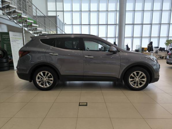 Hyundai Santa Fe III Рестайлинг с пробегом 2017 года, цена 1 899 000 рублей, 197071 км, внедорожник, Автокод Объявления