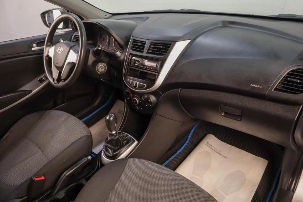 Hyundai Solaris I Челябинск  - изображение 13