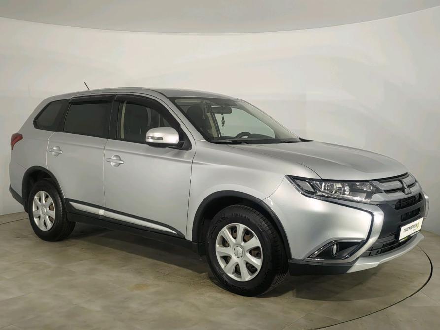 Mitsubishi Outlander III Рестайлинг 2 Санкт-Петербург  - изображение 3
